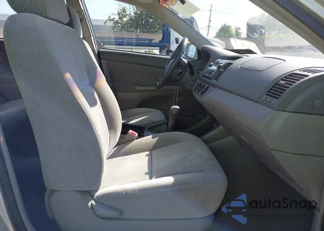 2004 Toyota Camry Le из США, поврежденный, VIN 4T1BE32K94U854117